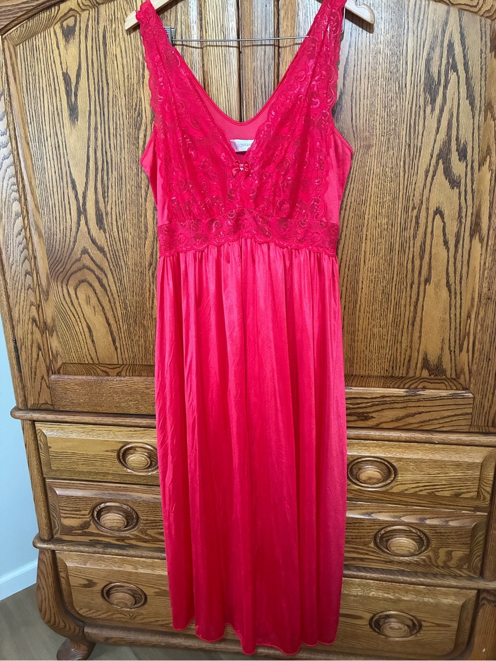 Vintage Red Lacey Large SHADOWLINE Nightgown Sexy Holiday